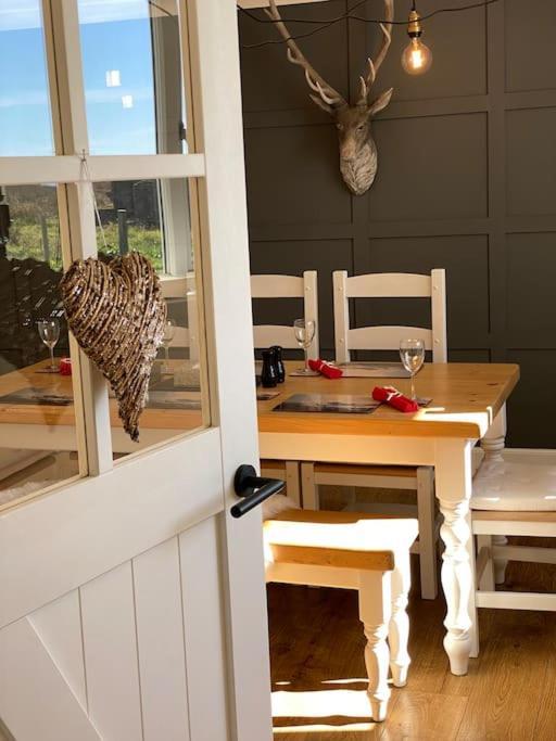 Kinnoull House Near Stornoway Hot-Tub Sauna Pet Friendly Garrabost ภายนอก รูปภาพ